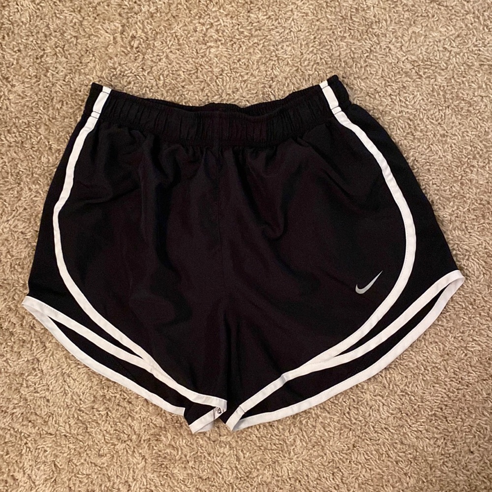 black and white nike shorts!